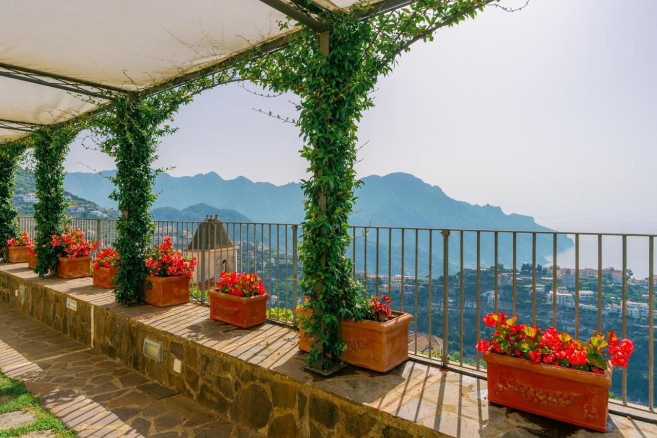 Appartamento Emma In Villa Laura Скала Екстериор снимка