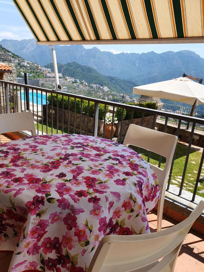 Appartamento Emma In Villa Laura Скала Екстериор снимка