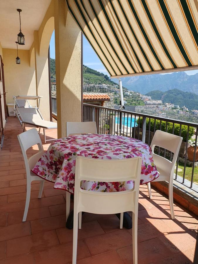 Appartamento Emma In Villa Laura Скала Екстериор снимка