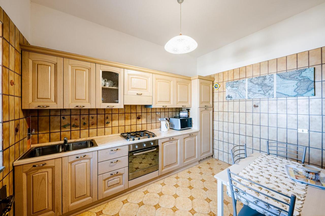 Appartamento Emma In Villa Laura Скала Екстериор снимка