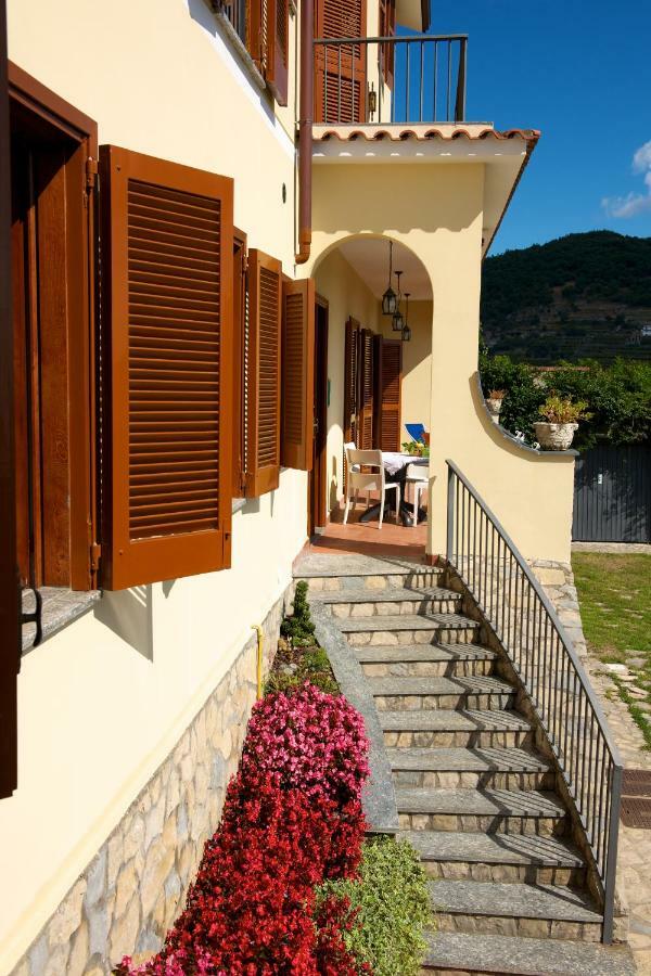Appartamento Emma In Villa Laura Скала Екстериор снимка